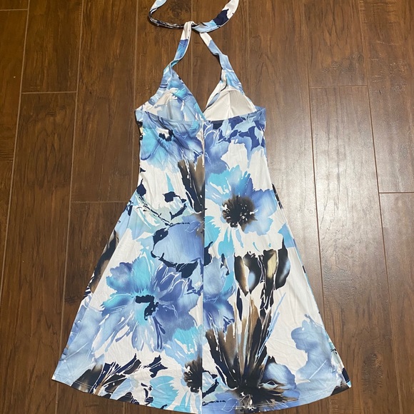 BN Floral Backless Halter Neck Summer/beach Dress - Picture 2 of 6